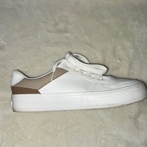 Nautica Platform Low-Top Sneaker with Tan Accent